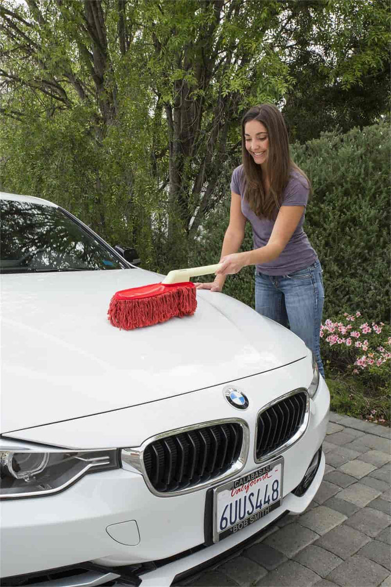 Car Duster with Plastic Handle and Wax Treated Cotton Mop Removes Auto Dust Scratch Free (Colors May Vary)